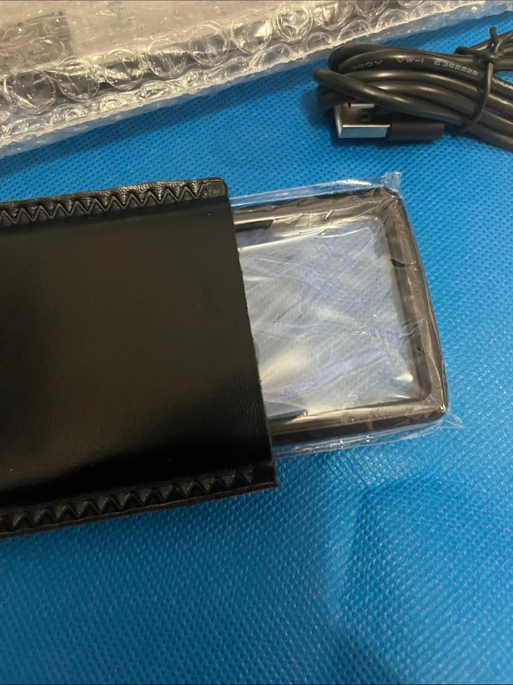 Rechargeable Magnifier Kit - Picture 2 of 7